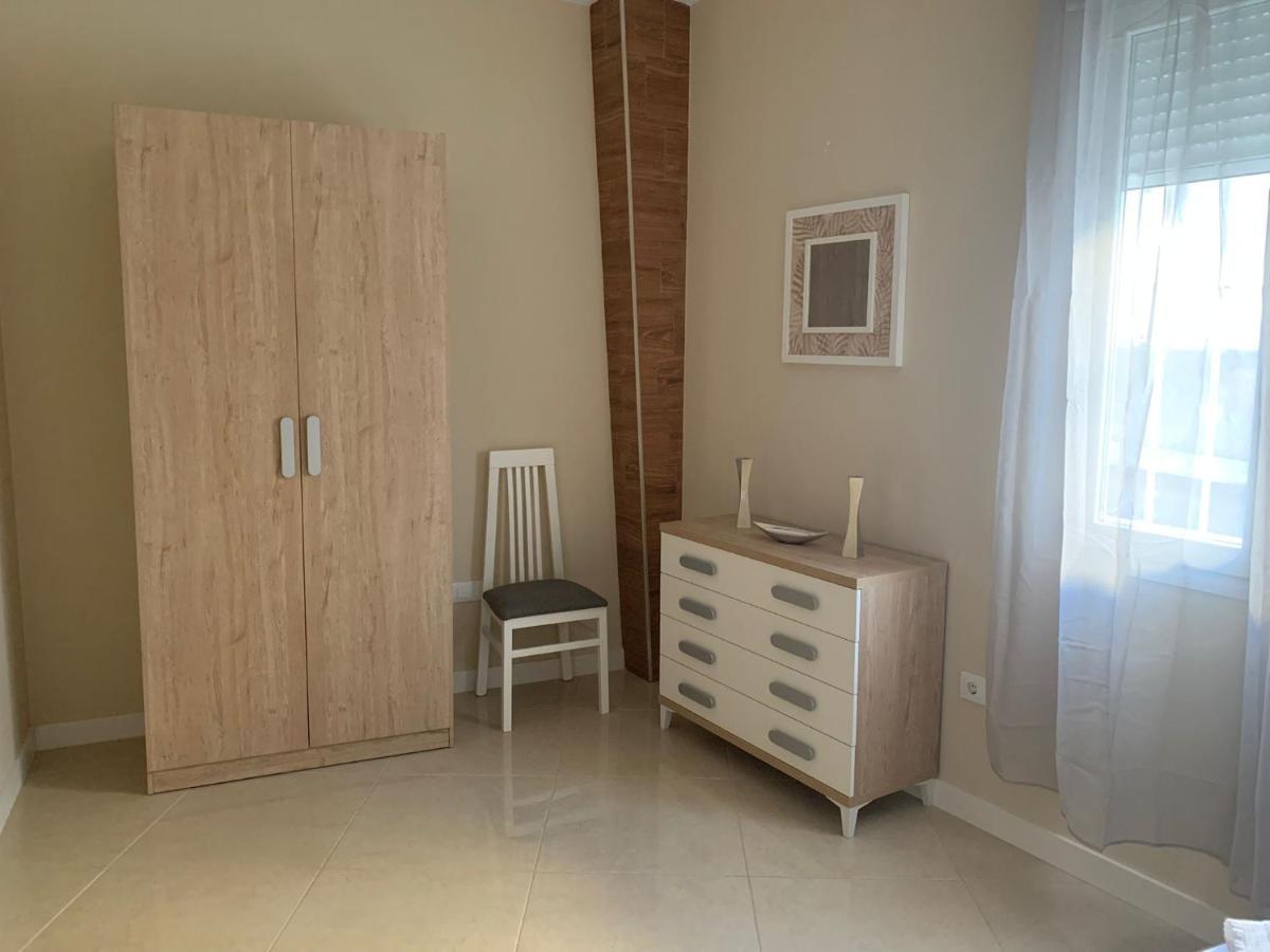 Apartamentos La Union Arroyo de la Luz Екстер'єр фото