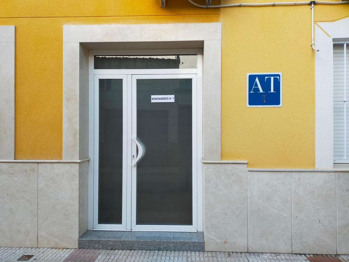 Apartamentos La Union Arroyo de la Luz Екстер'єр фото
